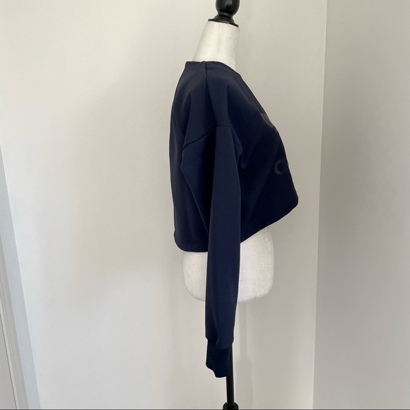 Adidas cropped sweater - Picture 2 of 9